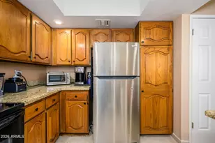 12212 N Paradise Vlg Pkwy S, Phoenix, AZ 85032 - Photo 5