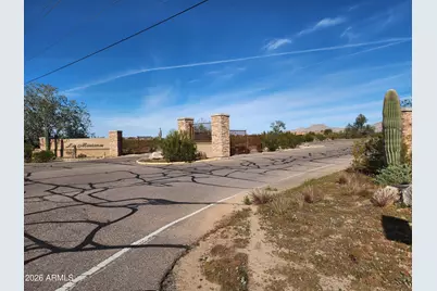 9510 W Vista Bonito Circle #56, Casa Grande, AZ 85194 - Photo 3
