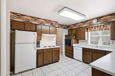 4706 E Capri Avenue, Mesa, AZ 85206 - Photo 7