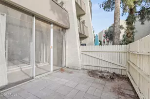 7625 E Camelback Rd, Scottsdale, AZ 85251 - Photo 19