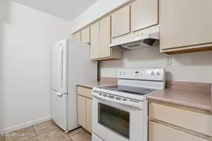 7625 E Camelback Rd, Scottsdale, AZ 85251 - Photo 9