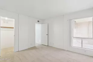 7625 E Camelback Rd, Scottsdale, AZ 85251 - Photo 13