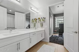 3131 N Central Ave, Phoenix, AZ 85012 - Photo 15