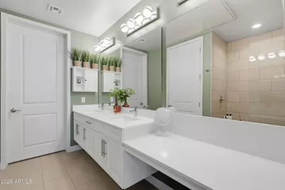 3131 N Central Avenue #4007, Phoenix, AZ 85012 - Photo 11