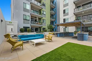 3131 N Central Ave, Phoenix, AZ 85012 - Photo 23