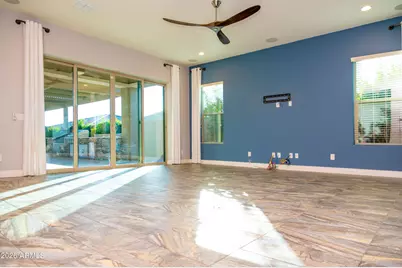 10707 E Lumiere Avenue, Mesa, AZ 85212 - Photo 9