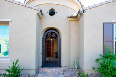 10707 E Lumiere Avenue, Mesa, AZ 85212 - Photo 5