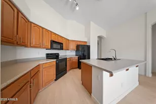 4315 E Redwood Ln, Phoenix, AZ 85048 - Photo 7