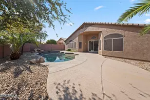 4315 E Redwood Ln, Phoenix, AZ 85048 - Photo 5