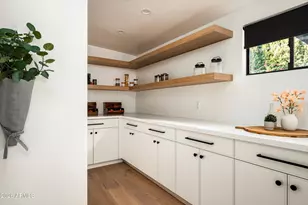 3612 E Pierson St, Phoenix, AZ 85018 - Photo 9