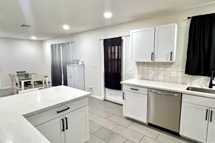 1542 W 5th Pl, Tempe, AZ 85281 - Photo 11