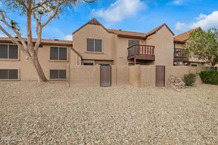 8111 W Wacker Rd, Peoria, AZ 85381 - Photo 23