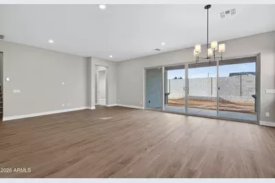 15654 W Voltaire Street, Surprise, AZ 85379 - Photo 9