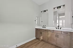 15654 W Voltaire St, Surprise, AZ 85379 - Photo 19