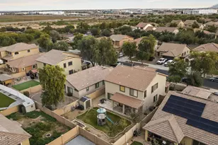 14096 W Larkspur Dr, Surprise, AZ 85379 - Photo 53