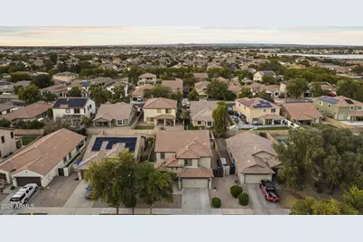 14096 W Larkspur Drive, Surprise, AZ 85379 - Photo 47