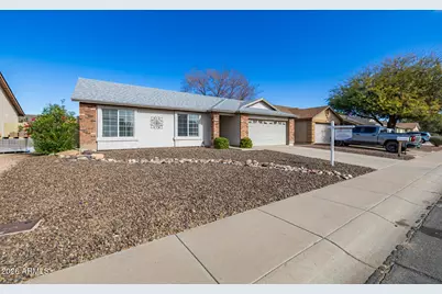 2056 E San Tan Court, Gilbert, AZ 85296 - Photo 3