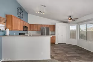 2056 E San Tan Ct, Gilbert, AZ 85296 - Photo 9