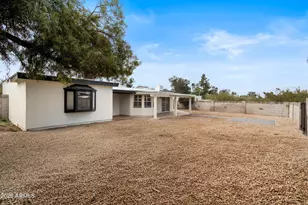 1155 E Village Cir Dr N, Phoenix, AZ 85022 - Photo 41