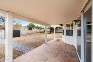 1155 E Village Cir Dr N, Phoenix, AZ 85022 - Photo 37