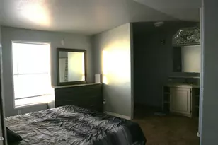 49815 N Eagle View Dr, Aguila, AZ 85320 - Photo 11