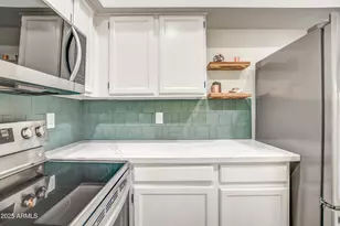 7300 N Dreamy Draw Dr, Phoenix, AZ 85020 - Photo 19