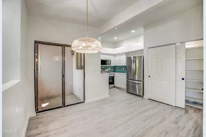 7300 N Dreamy Draw Drive #202, Phoenix, AZ 85020 - Photo 11