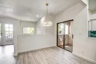 7300 N Dreamy Draw Dr, Phoenix, AZ 85020 - Photo 13