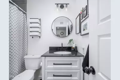 8145 N Central Avenue #17, Phoenix, AZ 85020 - Photo 21