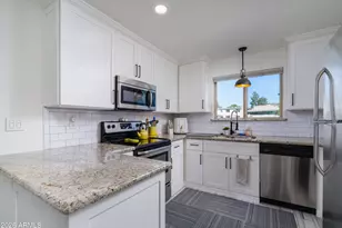 8145 N Central Ave, Phoenix, AZ 85020 - Photo 15