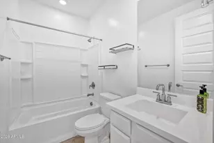 1313 E Glass Ln, Phoenix, AZ 85042 - Photo 29