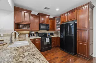 4423 N 24th Way, Phoenix, AZ 85016 - Photo 11