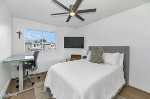 3021 E Wahalla Ln, Phoenix, AZ 85050 - Photo 19