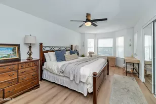 3021 E Wahalla Ln, Phoenix, AZ 85050 - Photo 13