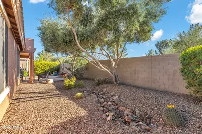 20148 N Big Dipper Drive, Maricopa, AZ 85138 - Photo 15