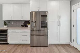 8462 E San Bernardo Dr, Scottsdale, AZ 85258 - Photo 7