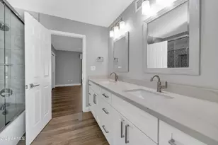 8462 E San Bernardo Dr, Scottsdale, AZ 85258 - Photo 23