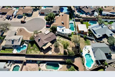 8626 E Columbus Avenue, Scottsdale, AZ 85251 - Photo 17