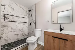 3556 E Helena Dr, Phoenix, AZ 85032 - Photo 17
