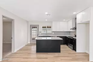 3556 E Helena Dr, Phoenix, AZ 85032 - Photo 7