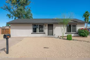 3556 E Helena Dr, Phoenix, AZ 85032 - Photo 1
