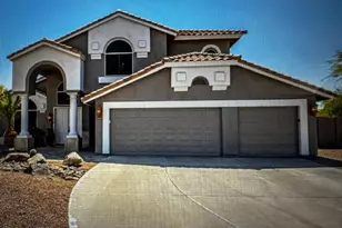 9203 E Topeka Dr, Scottsdale, AZ 85255 - Photo 1