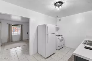 5702 W Vista Ave, Glendale, AZ 85301 - Photo 31