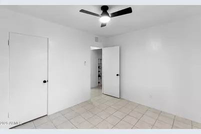 5702 W Vista Avenue, Glendale, AZ 85301 - Photo 27