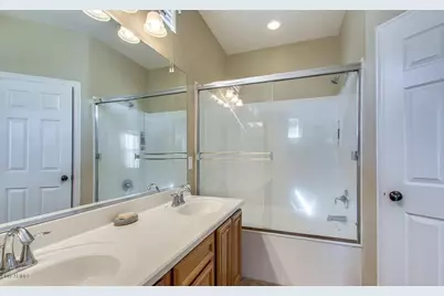 14582 W Port Royale Lane, Surprise, AZ 85379 - Photo 15