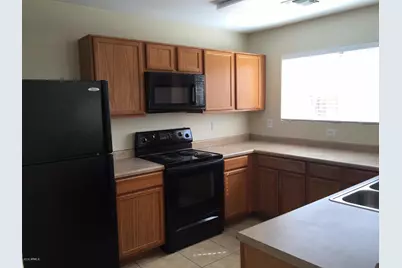 17041 W Marshall Lane, Surprise, AZ 85388 - Photo 5