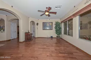 10841 W Angels Ln, Peoria, AZ 85373 - Photo 9