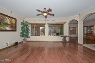 10841 W Angels Ln, Peoria, AZ 85373 - Photo 11