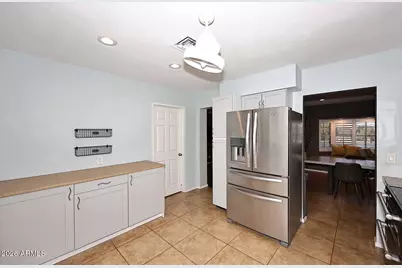 18245 N 42nd Place, Phoenix, AZ 85032 - Photo 9