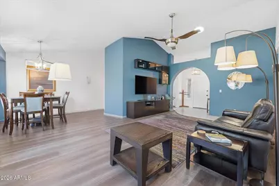 712 W Loughlin Drive, Chandler, AZ 85225 - Photo 9